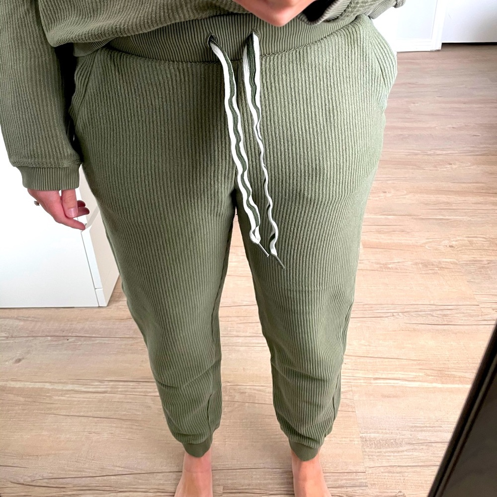 Aerie ribbed sweatpants